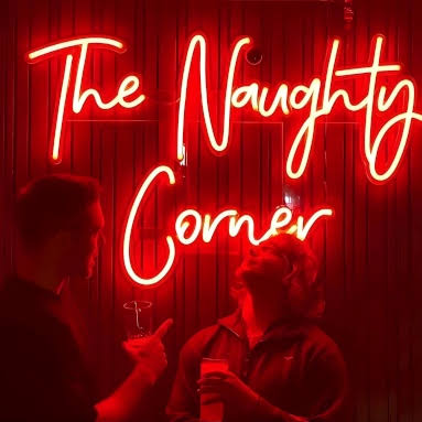 Bars & Nightclubs